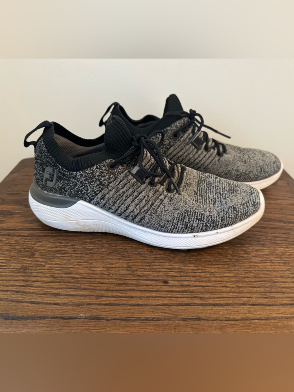 FootJoy Women's Flex XP Golf Shoe, Black Charcoal Grey, Size 6.5